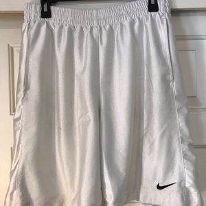 Men’s white Nike basketball shorts (M)